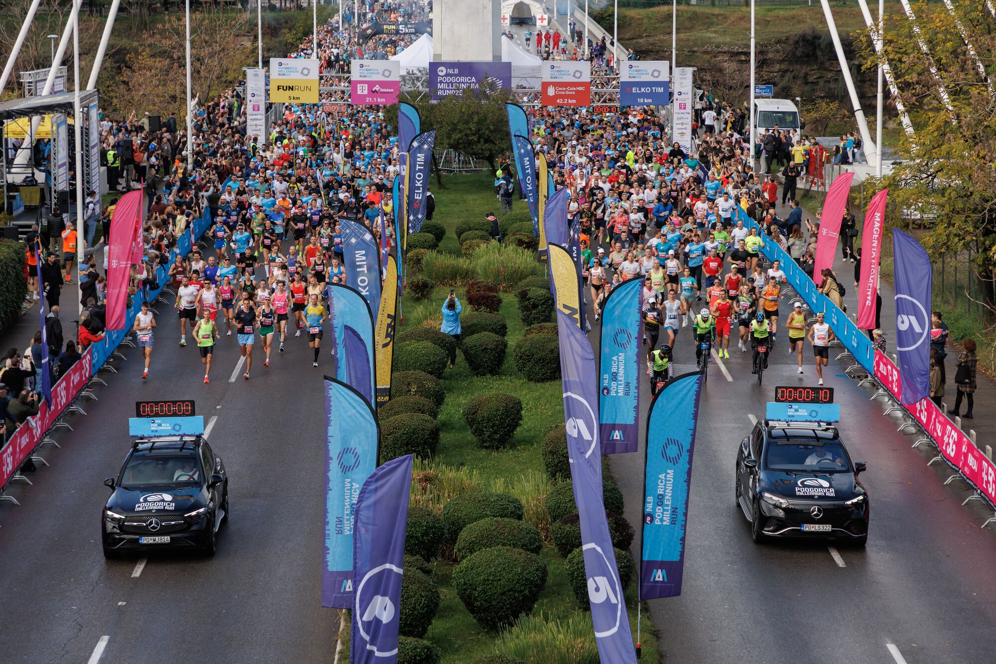 Supporters along the course